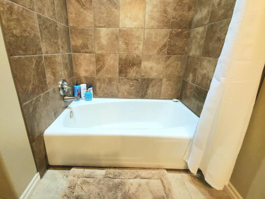 The Greenhouse - 3Bed 2Bath Home In Tahlequah, Ok מראה חיצוני תמונה